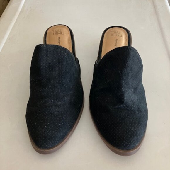Black Suede-Like Memory Foam Mules - Picture 2 of 4